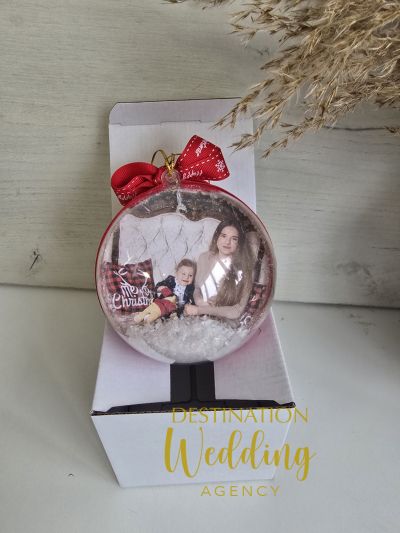 Персонализирана коледна топка със снимки от двете страни – 10 см 🎄❤️